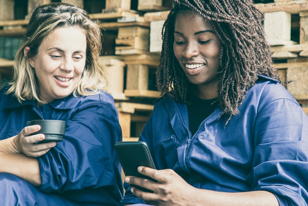 employees happy at work